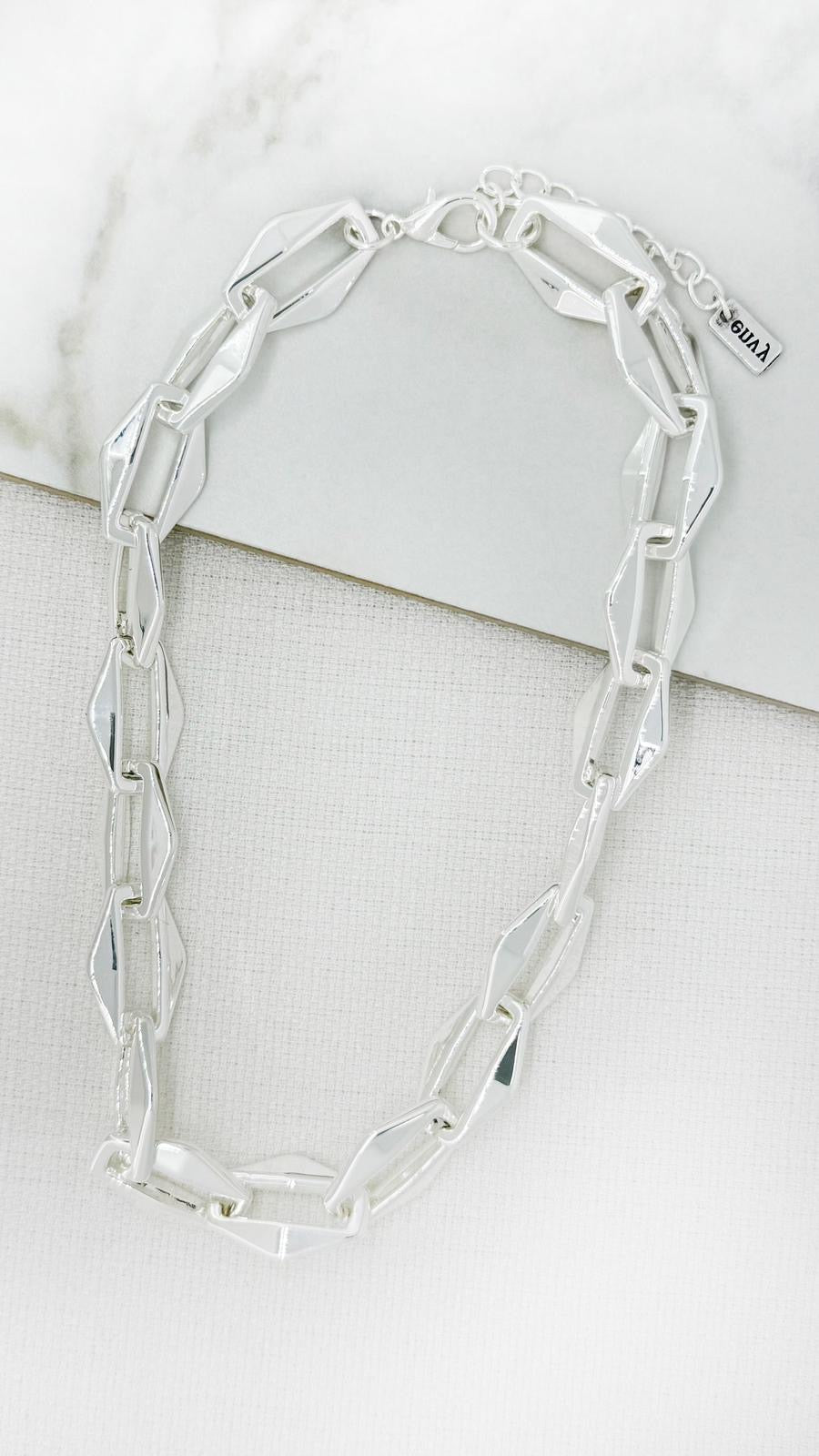 ENVY Short Chunky Faceted Silver Link Necklace
